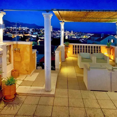 Apartamento Marjan - 3 Bdr, 3 Bath, Parking