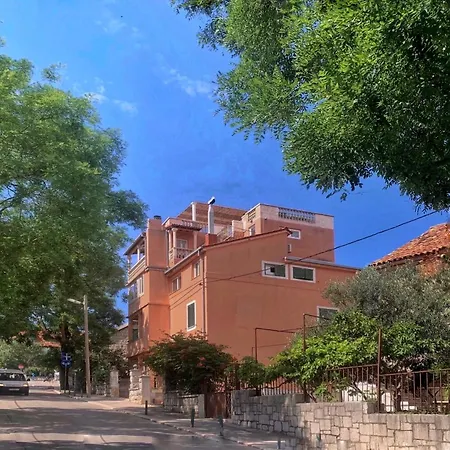 Marjan - 3 Bdr, 3 Bath, Parking * スプリト