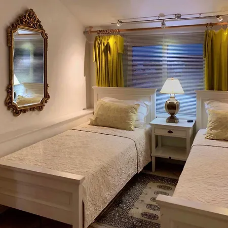 Apartment Marjan - 3 Bdr, 3 Bath, Parking